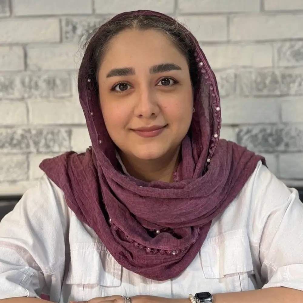 پریسا خادمی